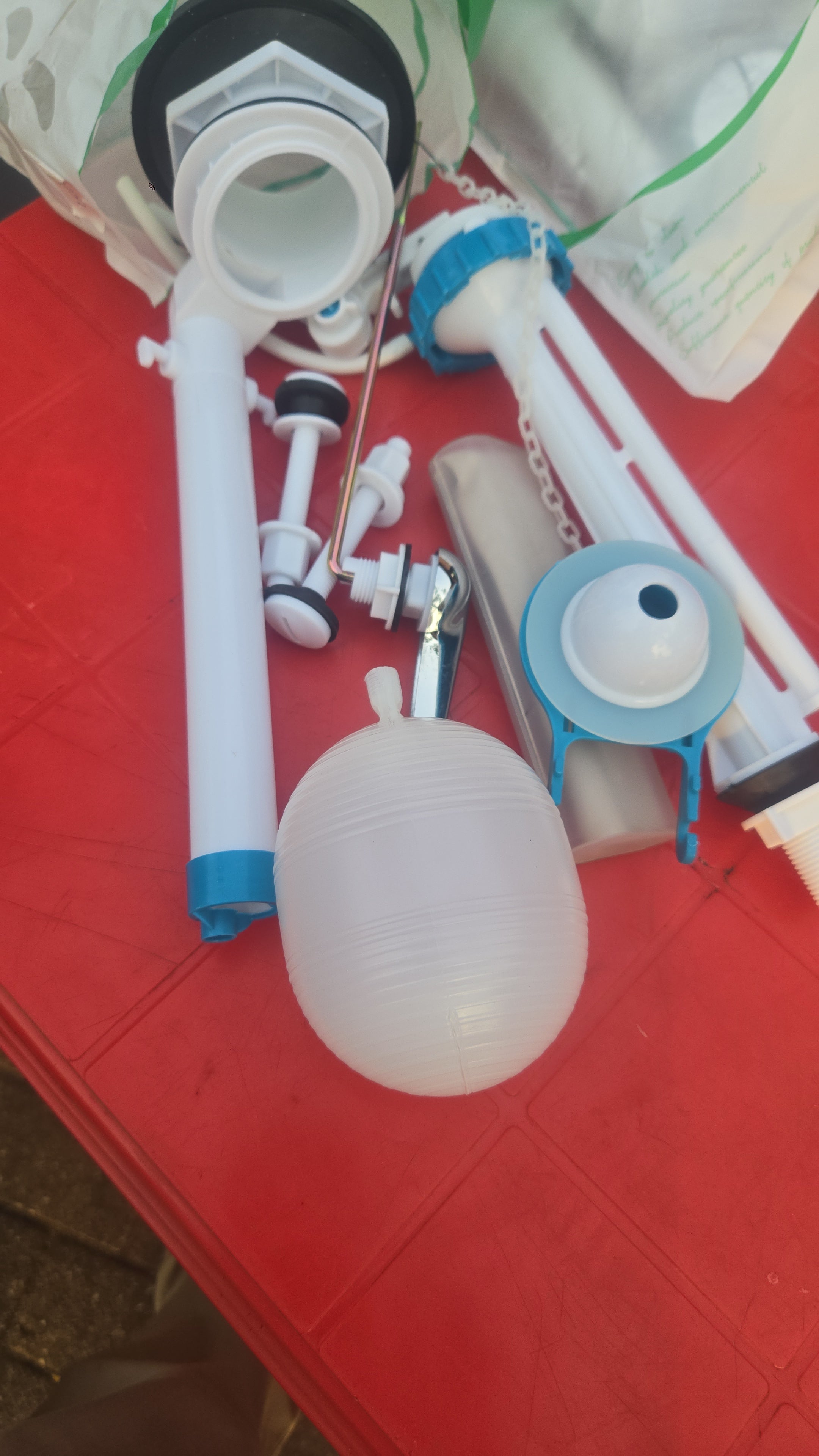 Commode flushing system